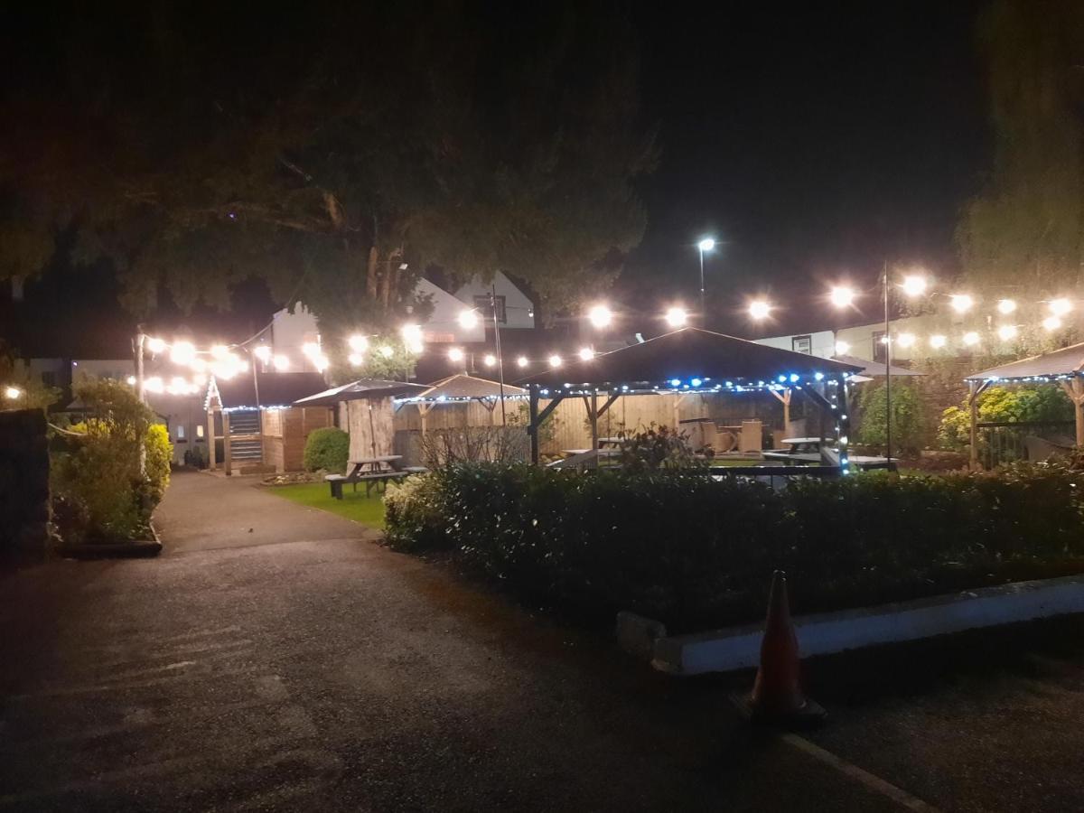 Three Salmons Hotel Usk Exterior foto